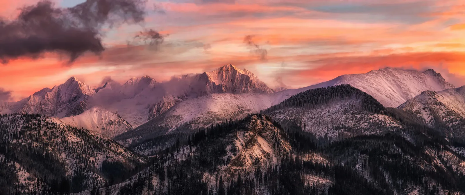 Fototapeta Tatry po zachodzie słońca — powiększenie wzoru